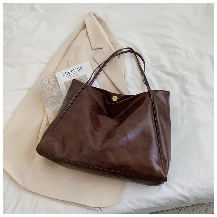 Grote leren crossbodytas voor dames – chic, ruim en praktisch