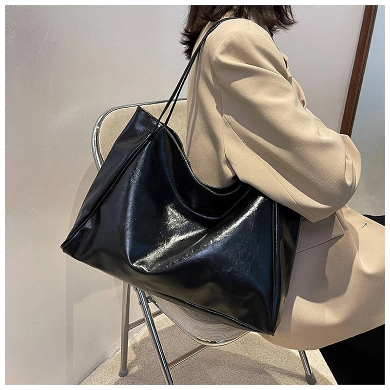 Grote leren crossbodytas voor dames – chic, ruim en praktisch